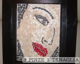 Mosaic Picture frame: Lips