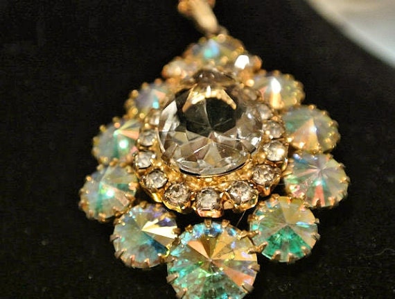 Rhinestone Rivoli Pendant Necklace