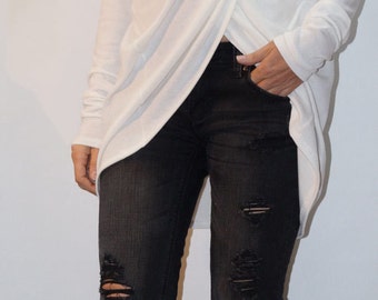 Loose long White Blouse/ Knitt Oversized Top/ Summer Sweater/Extra Long Sleeves / Extravagant Tunic/ F1359