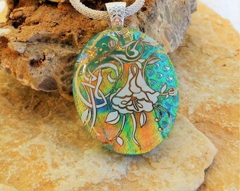 Green Oval Fused Glass Flower Pendant, Dichroic Fused Glass Necklace, Image Pendant, Dichroic Fused Glass Flower Pendant