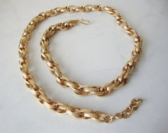 Vintage Monet Gold Tone Chunky Chain Link Necklace