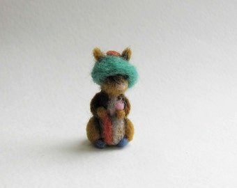 Benjamin Bunny needle felted miniature