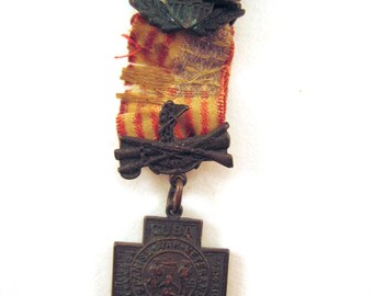 Rare Vintage Miniature Spanish American War 1898-1902 Veterans Pin
