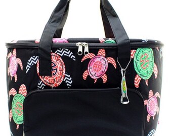 N Gil Insulated cooler shoulder bag with tirtlw pattern.