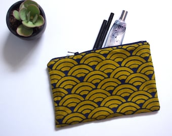 Cosmetic case green and blue Japanese fabric