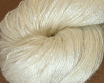 Undyed, organic bamboo yarn, vegan, off white, knitting yarn, wedding yarn, summer yarn, yarn for dyeing, fingering weight, crochet yarn