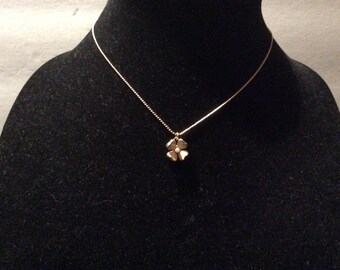 Craft Tiny Flower Pendant