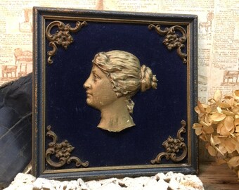 Antique Picture/Navy Velvet/Lady/Victorian