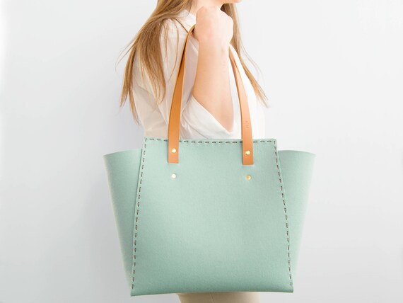 Wool Felt TOTE BAG / turquoise felt tote bag / womens bag / felt shoulder bag / carry all bag / made in Italy