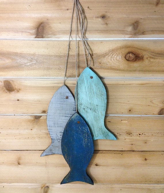 Rustic Wooden Fish Painted String Of