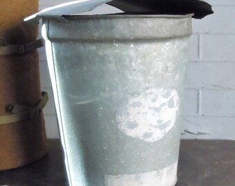 Maple Syrup Bucket / Vintage Galvanized Bucket with Domed Lid / Authentic