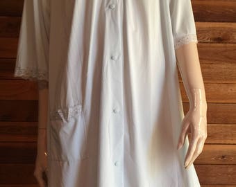 Vintage Lingerie 1970s SHADOWLINE Blue Size Large Peignoir or Robe Rosebud