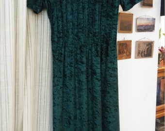 Vintage Crushed Velvet Green Dress