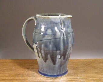 Serving Pitcher , Pitcher , Water Pitcher , Pottery Pitcher , Jon Whitney Pottery , Makes a great table centerpiece.