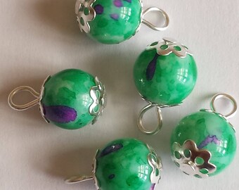 5 pendants beads 10mm glass fuchsia/worm