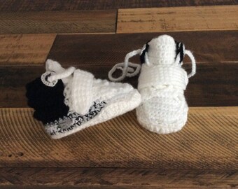 Crochet Baby shoes,Nike still,Crochet Yeezy 350,Yeezy boost sply 350,Newborn Photo Prop,Crochet baby sneakers,