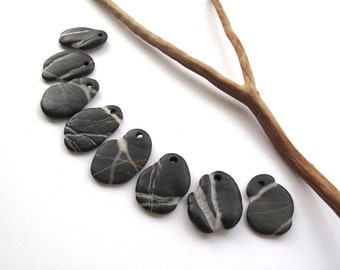 Rock Beads Mediterranean Beach Stone Beads River Stone Diy Jewellery Drilled Natural Stone Pebble Pendants STRIPED DARK MIX 25-29 mm