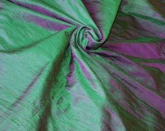 Silk Dupioni in Persian Green with Magenta shimmers,Fat Quarter D 133