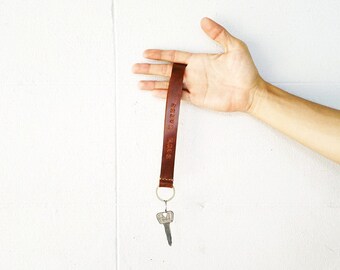 Leather Loop Keychain, Mens Keychain, Custom Keychain, Personalized Leather Keychain, Keyring,Leather Keychain,Keyfob,Bestman Gift,Keyholder