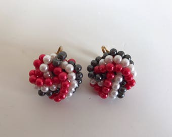 Vintage classic earrings