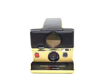 Polaroid SX 70 24k gold-plated Land Camera Sonar Autofocus - Limited Edition