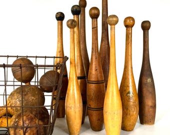 Pair of Antique Wooden Juggling Pins, Circus, Indian Clubs, Wooden Clubs,