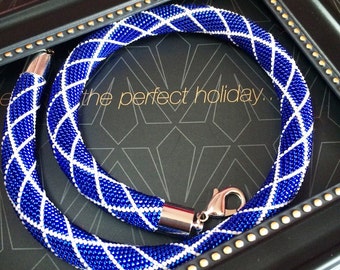Crochet beads necklace