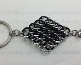 Chain maille keyring in GSG with small and tiny scales - black and silver