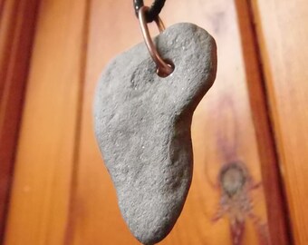 raw stone necklace,worry stone,witchy,pagan clothing,occult,aesthetic,norse,wiccan jewelry,viking jewelry,viking clothing,Celtic (SR1)