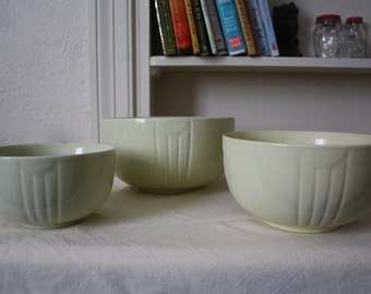 Set of three ceramic nesting bowls - Art Deco design