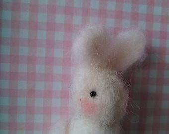 Animals and characters in felt wool