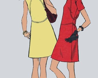 ON SALE Vintage 1970s Mod A Line Dress w/ Curved Bodice Seaming Jewel Neckline Sewing Pattern Vogue 7761 Size 12 Bust 34