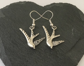 Swallow earrings / swallow jewellery / bird jewellery / animal earrings/ animal jewellery/ animal lover gift