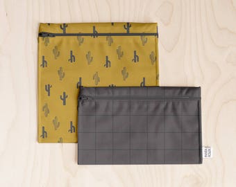 Reusable sandwich bag // Reusable snack bag // waterproof sandwich bag snack bag // zipped reusable bag