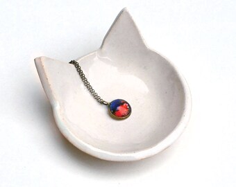 White Cat Dish - Ceramic, Pottery - Ring Bowl, Jewelry Dish, Ring Holder, Tea Bag Rest - Lauren Sumner Pottery, Cat Lover Gift
