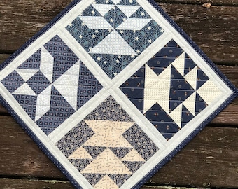 Quilted Table Topper - Quilted Wall Hanging - Mini Quilt - Quilted Candle Mat - Primitive Decor - Farmhouse Decor - Table Mat - Table Topper