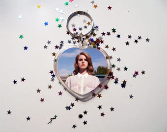 Lana del Rey Keychain, Elizabeth Woolridge Grant, Lizzy Grant, May Jailer, Born to Die, Paradise, The Great Gatsby Lust for life