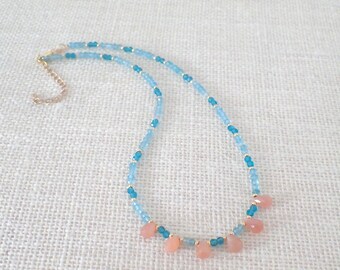 Peach Moonstone Necklace, Short Gemstone Necklace, Apatite Necklace, Short Beaded Necklace, Short Necklace