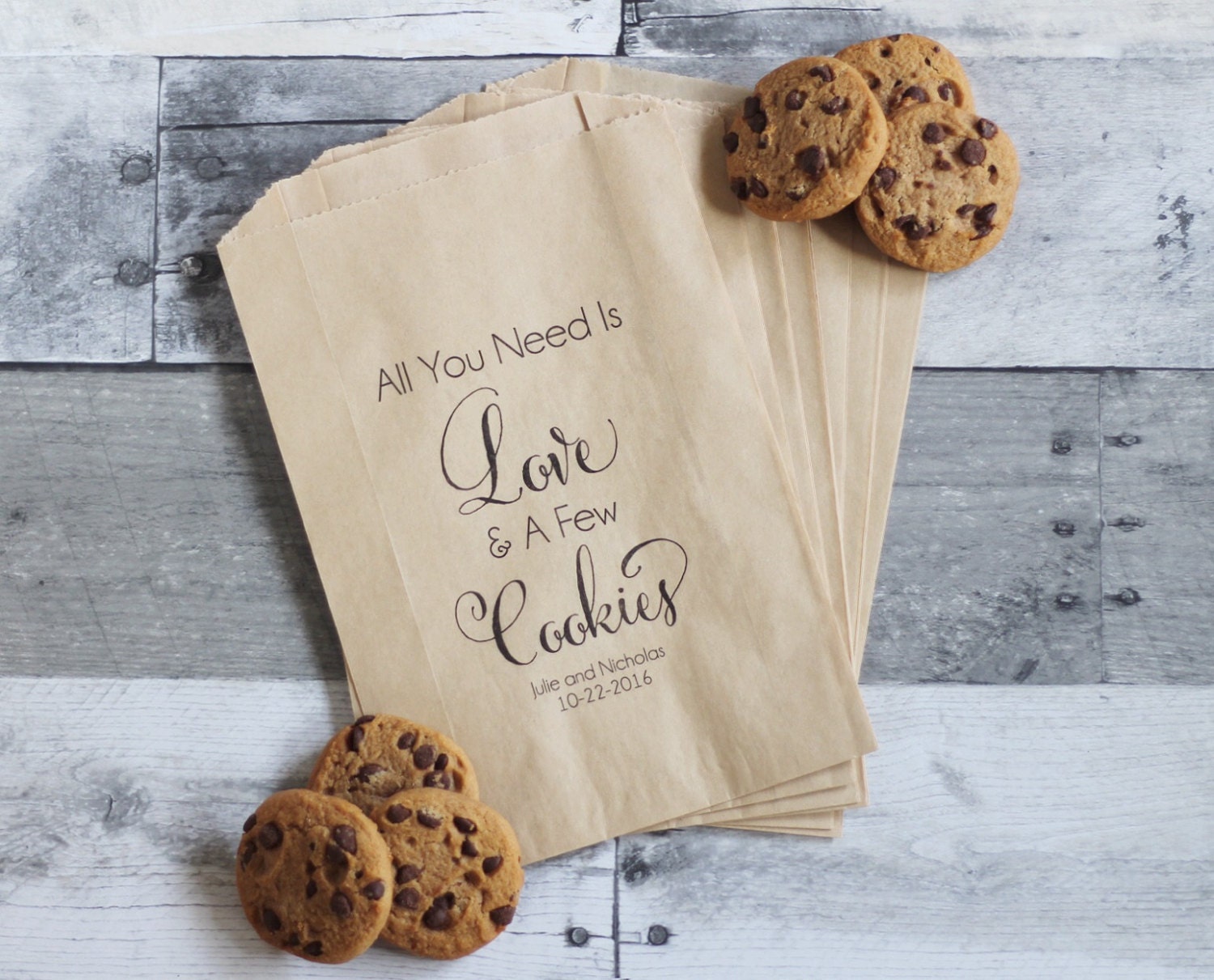 Mariage de sacs de biscuits All You Need is Love et biscuits Ce sont les sacs de faveur ou de traiter personnalisable