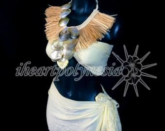 Hau and black lip mother of pearl Tahitian dance costume neck piece