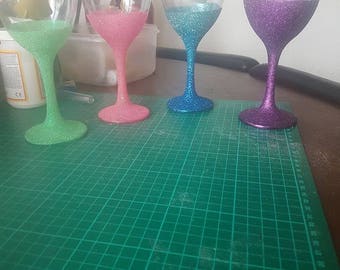 glitter wine glasses