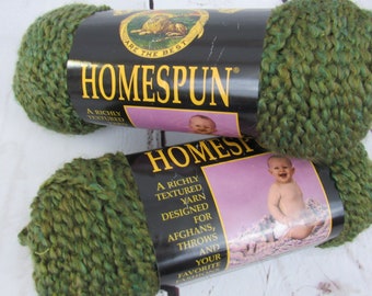 HOMESPUN Super Bulky Yarn - Vintage Yarn - Lion Brand Textured Yarn - Vintage Lion Brand Yarn - Acrylic Bulky Knitting Yarn Green Wavy Yarn