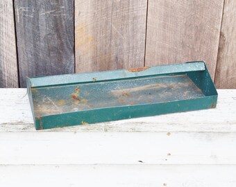 Vintage Green Metal Caddy Tool Box Tray Handled Tote Chippy Paint Rustic Primitive Industrial Farmhouse Decor Repurpose