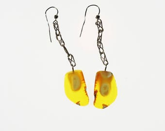 Natural amber long earrings 7.3g