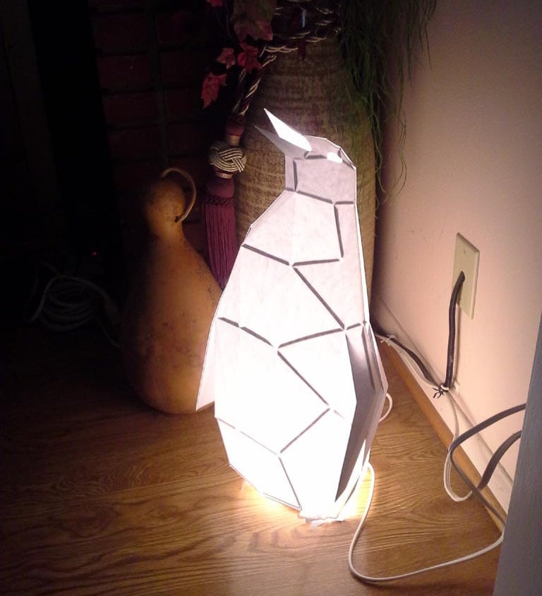 Make Your Own Penguin Lamp Pattern & Instructions for DIY Make Your Own Penguin Lamp Pattern & Instructions for DIY