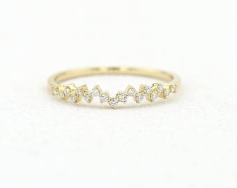 14k Gold Diamond Wedding Band / Half Eternity Diamond Wedding Band Prong Setting / Stackable Diamond Ring / Dainty Diamond Ring