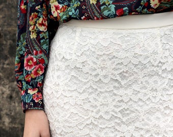 Vintage Lace Pencil Skirt