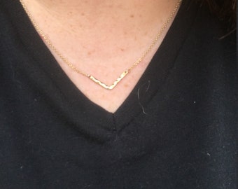 Gold hammered chevron necklace