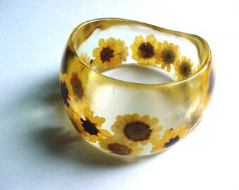 My Little Sunshine Real Daisy Flower Resin Bangle