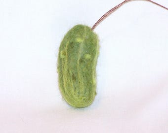 Christmas Pickle Ornament - Needle Felted - Miniature Ornament - Green Pickle - Felt Christmas - Needlefelt - Pickle Ornament